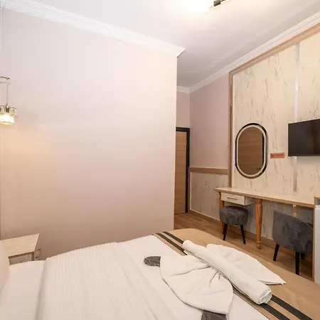 Gala Hotel